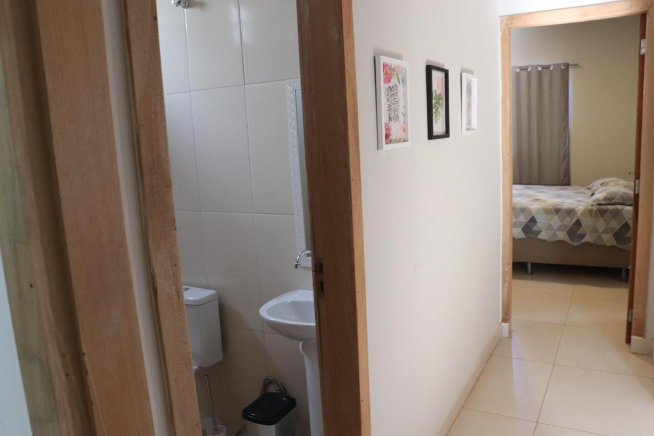 Casa Com 03 Quartos Tendo 02 Com Ar Condicionado No Asfalto A 1,5 Km Do Centro Chapada dos Guimarães Zewnętrze zdjęcie